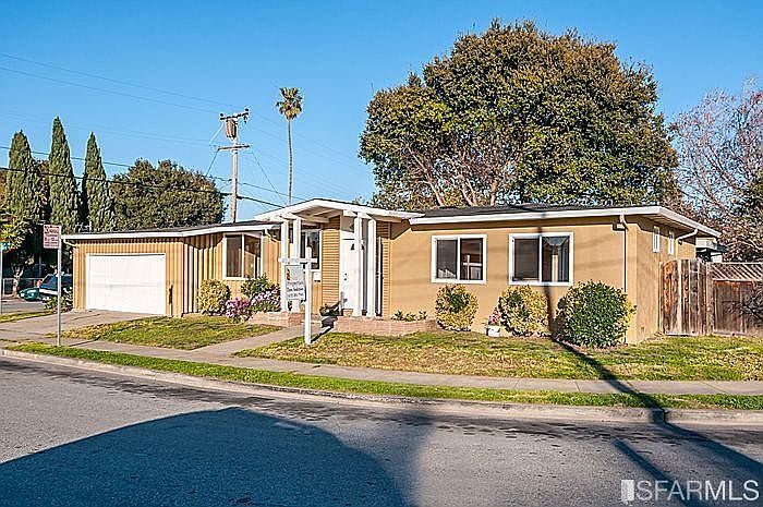 1st image of 2516 Hazelwood Way