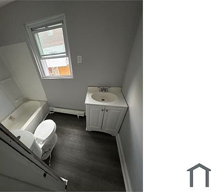 5th image of 4927 Ormes St