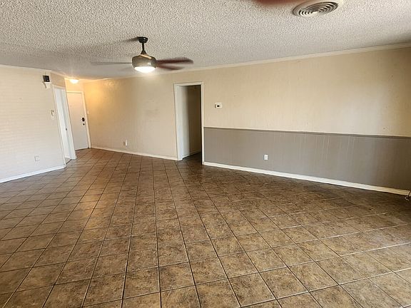 4th image of 6702 Temple Ave