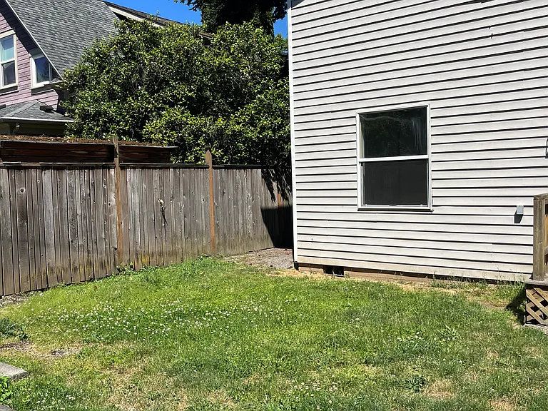 3619 N Missouri Ave — Photo 29