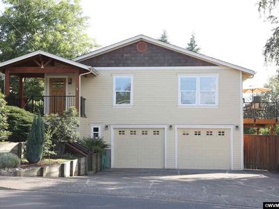 1040 Wilson St, Woodburn, OR, 97071