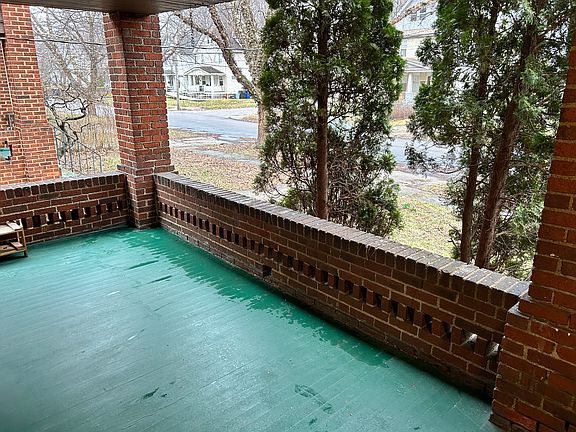 3rd image of 3529 W 100th St #1