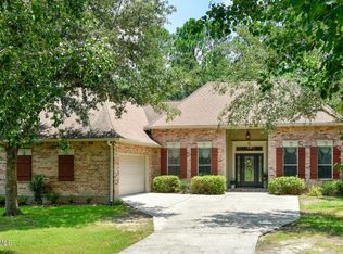 10524 Bayou Cir, Diamondhead, MS 39525