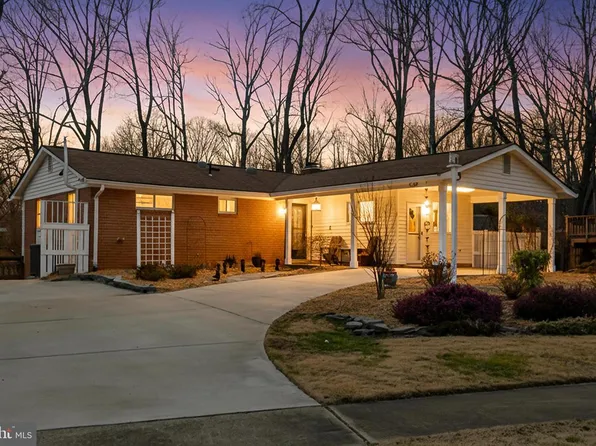 10016 Raeburn Ct, Fairfax, VA 22032