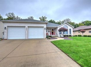 1031 Bunker Ln, Decatur, IL 62526