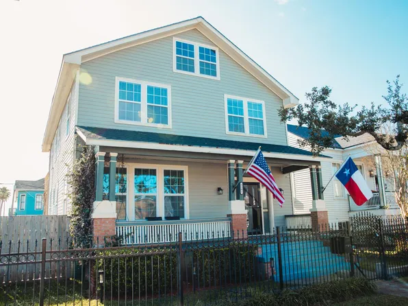 3301 Bernardo De Galvez, Galveston, TX 77550