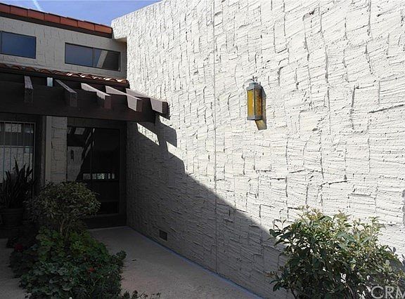 2nd image of 4225 Via Arbolada Unit 567