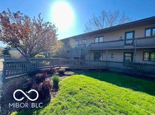 1948 E Waters Edge Dr, Bloomington, IN 47401