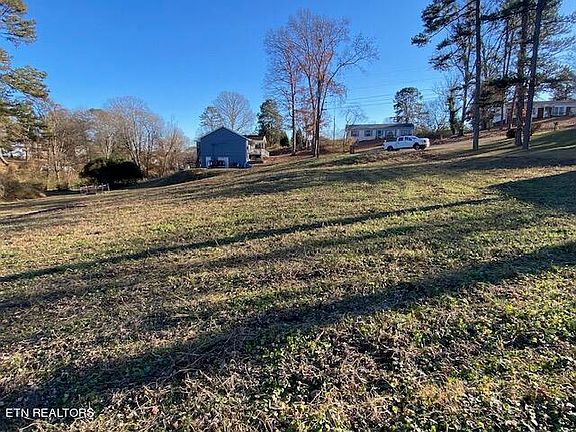 5th image of 6705 Mallard Ln
