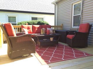 904 Sparrow Ave, Lansing, MI 48910