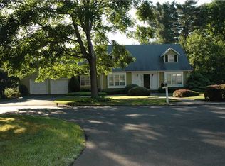 24 Martin Dale, Greenwich, CT 06830