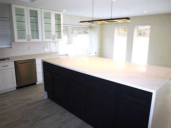5th image of 2721 Timberleaf Dr