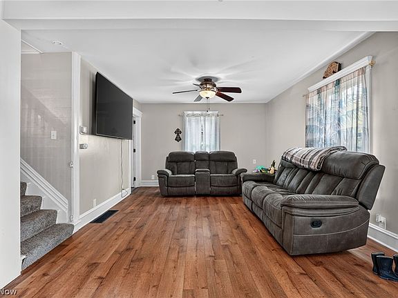 5th image of 2785 E Center St