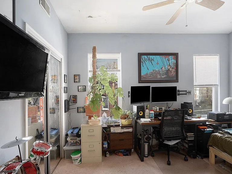 146 Vassar St #3 — Photo 5