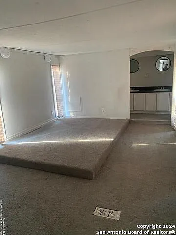 1311 W Hein Rd #4 — Photo 5