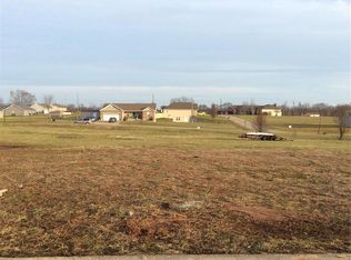 1023 Wolfcreek Rd, Farmington, MO 63640