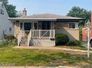 23629 Deziel St, Saint Clair Shores, MI 48082
