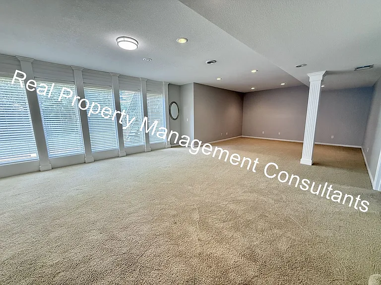 3124 NE 91st Ter — Photo 34