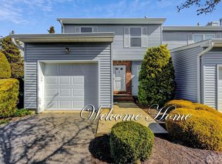 18 Peachtree Ln, Jamesburg, NJ