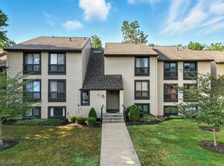 6270 Greenwood Pkwy APT 305, Northfield, OH