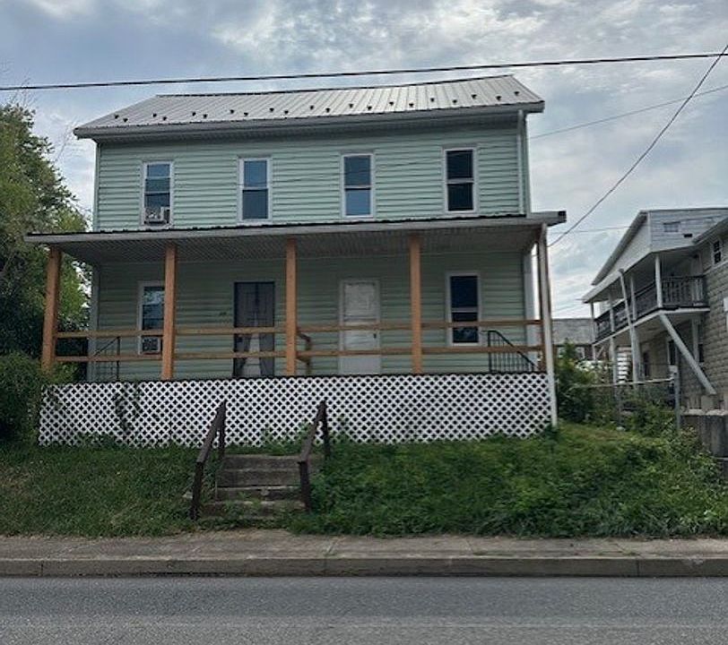 1st image of 33-35 N 4th St #33