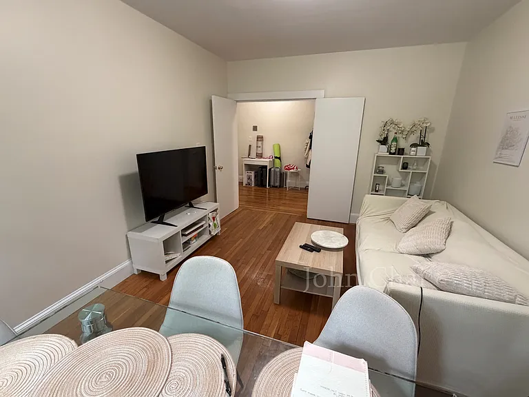 120 Washington St #1 — Photo 6