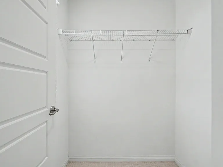 821 Parisa Pl — Photo 35