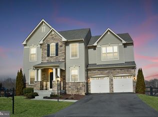 40332 Rubin Ln, Leesburg, VA 20175