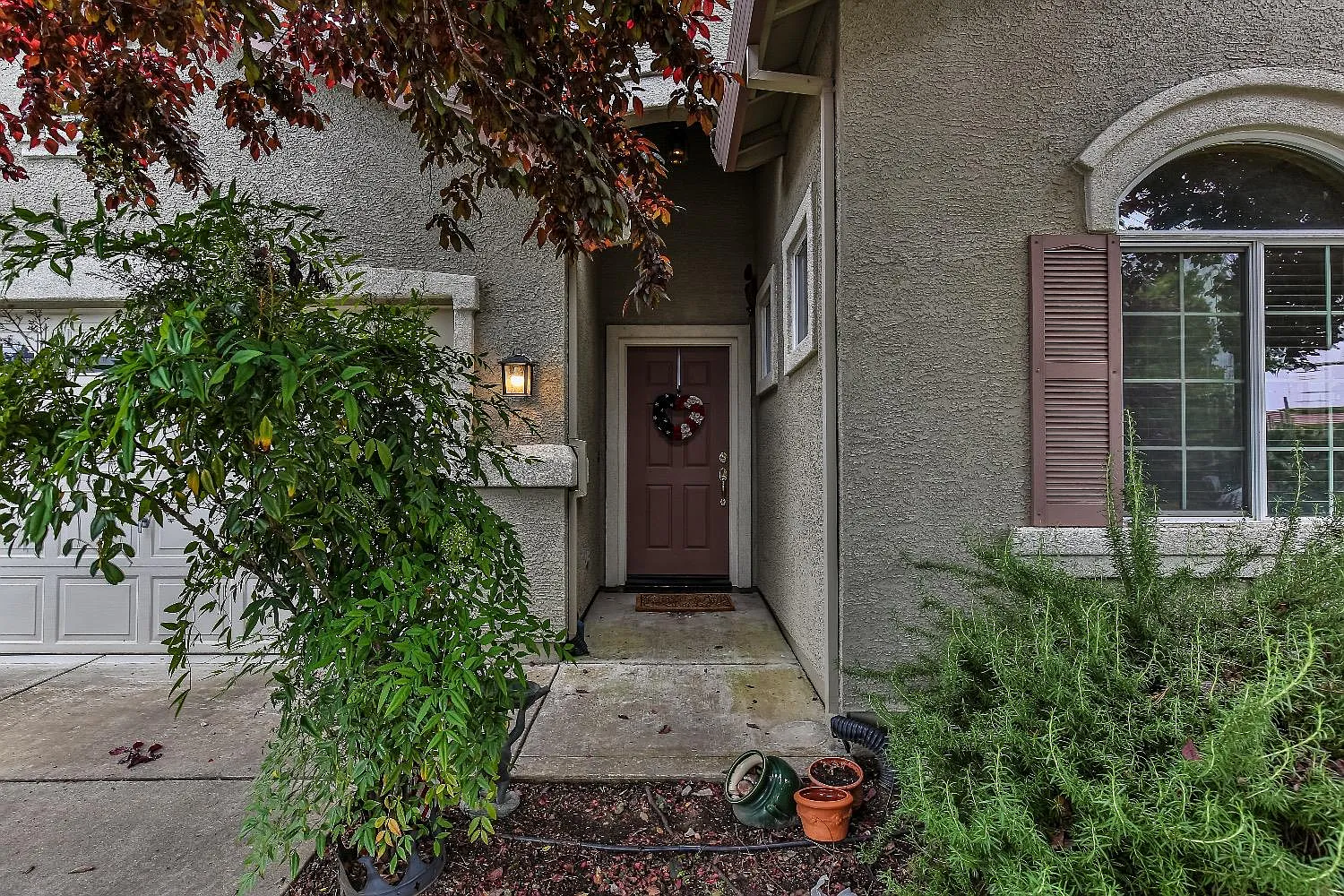 280 Wildflower Dr photo 1