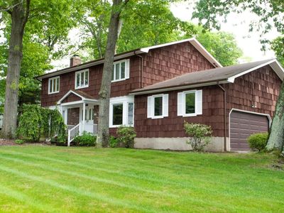 27 Monroe Dr, Marlboro, NJ, 07746