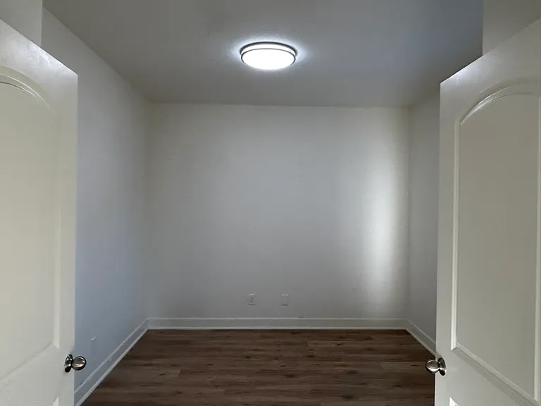 607 E Wyngate Pointe Ln — Photo 20