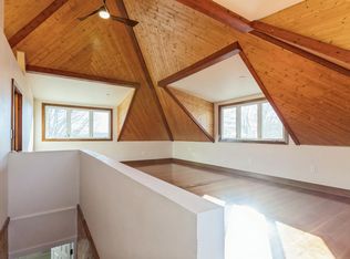 215 Traer St, Mount Auburn, IA 52313