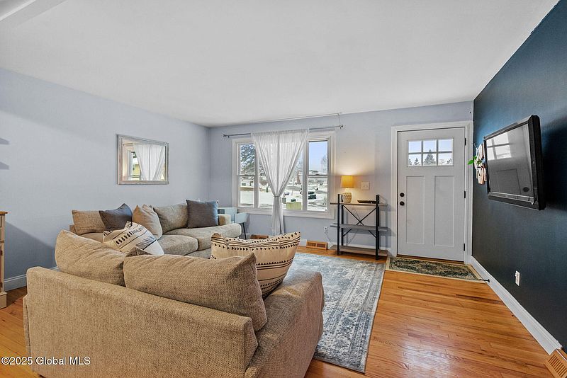 2nd image of 22 Horton Drive