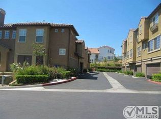 323 E Hilltop Way, Thousand Oaks, CA 91362