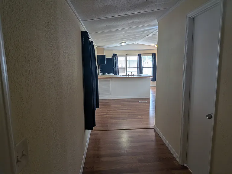 3030 Beaver Creek Dr — Photo 3