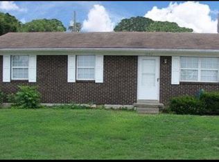 1246 Trent Blvd, Lexington, KY 40517