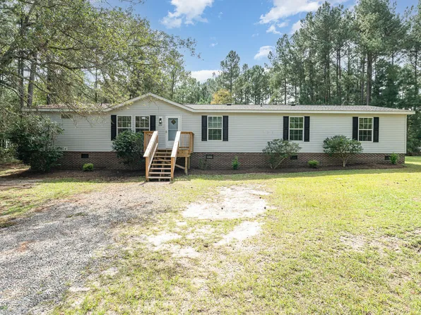 125 Roping Ln, Cameron, NC 28326