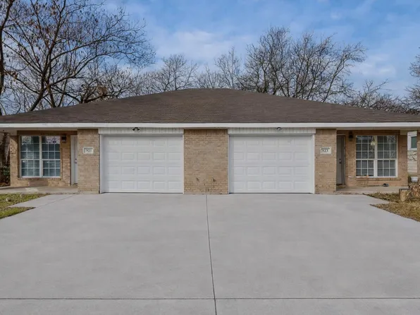 921 Cody Ct, River Oaks, TX 76114