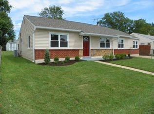65 Chesterfield Dr, New Castle, DE 19720