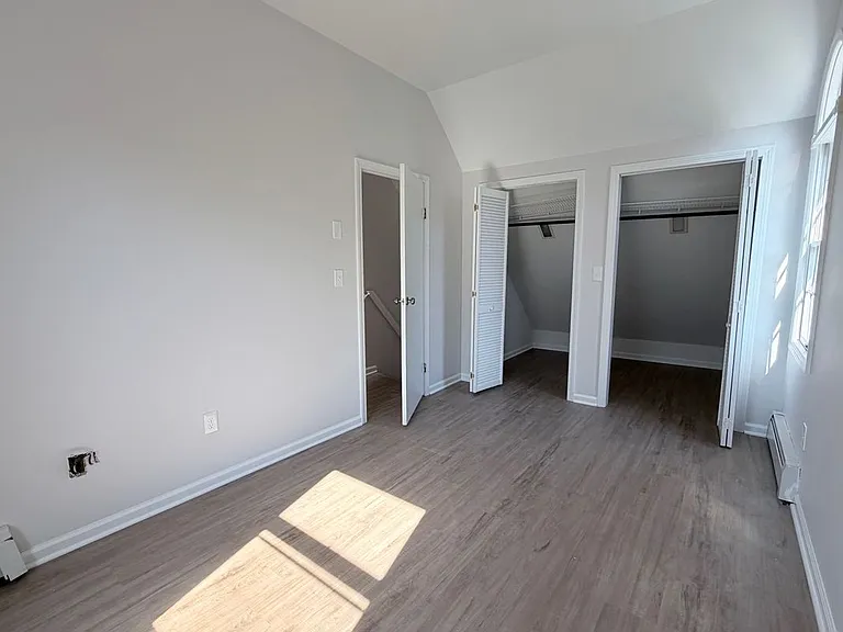 221 Meadows End Rd — Photo 13