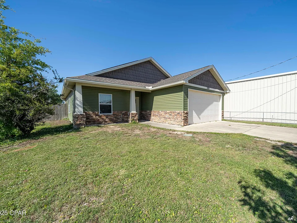 3323 Monica Rd