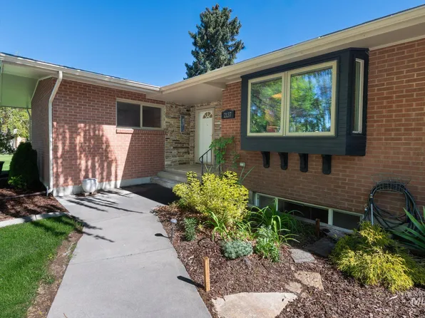 2137 Hillcrest Dr, Twin Falls, ID 83301