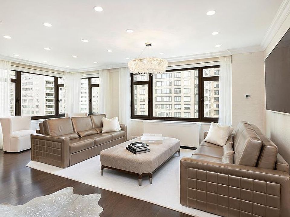1st image of 160 E 65th St APT 15A