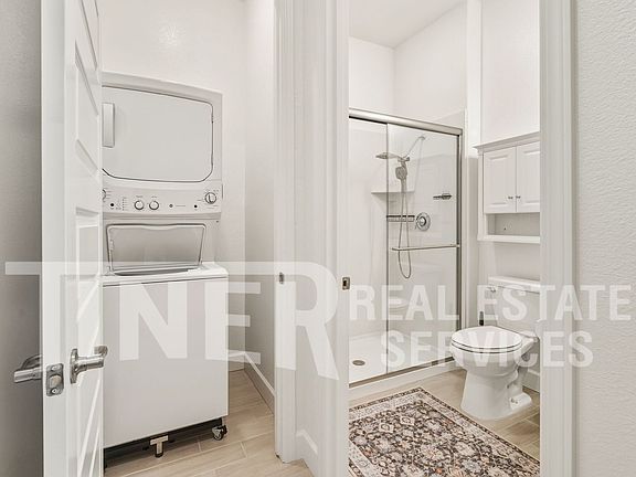 4th image of 4901 Peace Lily Ln