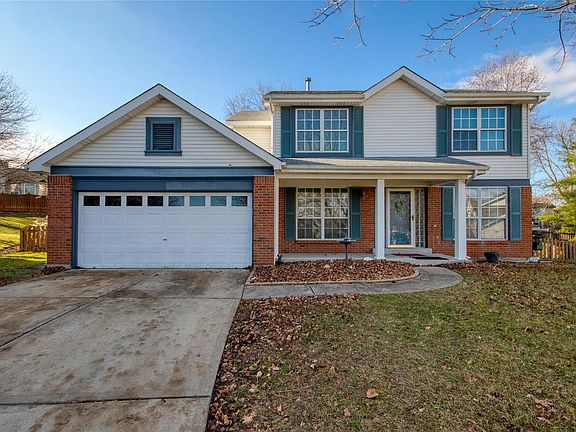 2nd image of 7321 Summerview Manor Ln