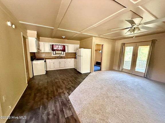 3rd image of 132 Bluegill Circle