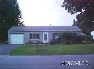 401 Williamsburg Rd, Utica, NY 13502