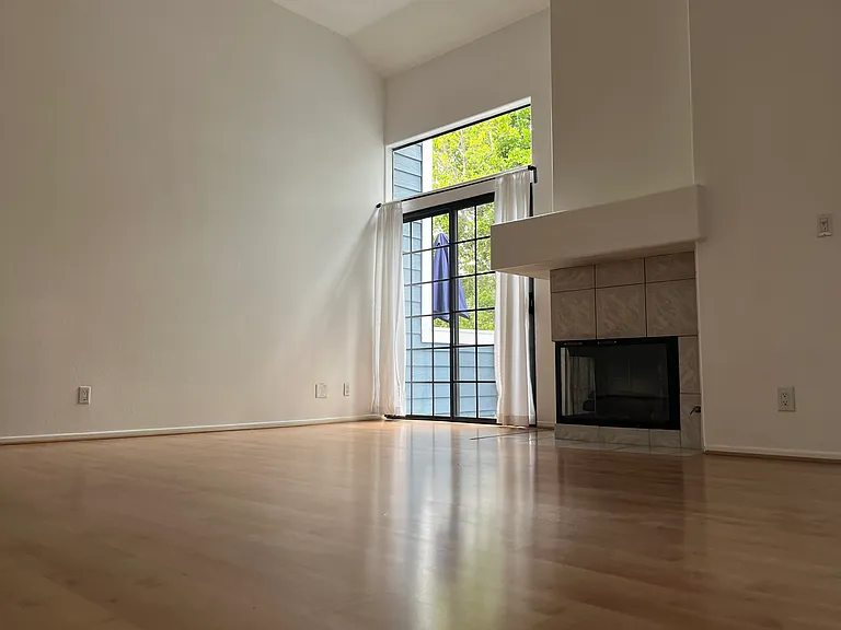 20322 Portview Cir #202 — Photo 5