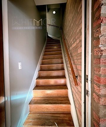 2nd image of 1108 E Marquette Rd #207