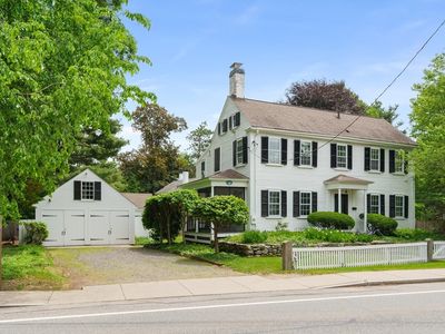 120 Court St, Dedham, MA, 02026